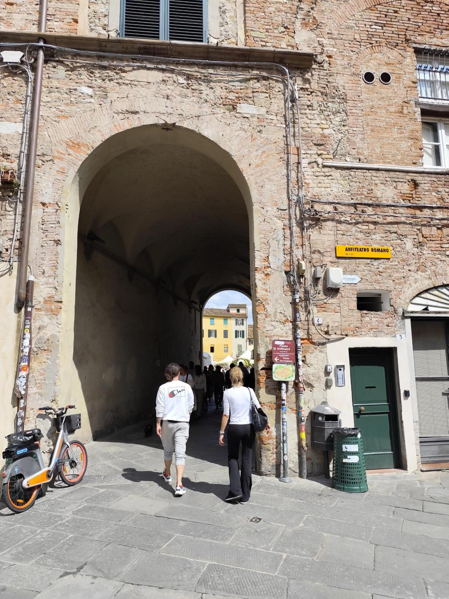 Casa Rosina + Box Per Auto 2 Bici 1,5Km Dalle Mura Λούκα Εξωτερικό φωτογραφία